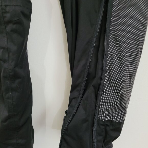 Garneau Black Cycling Pants with Gray Accents - Picture 5 of 16